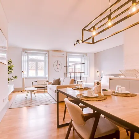 Poiais By Inside Out Apartmán