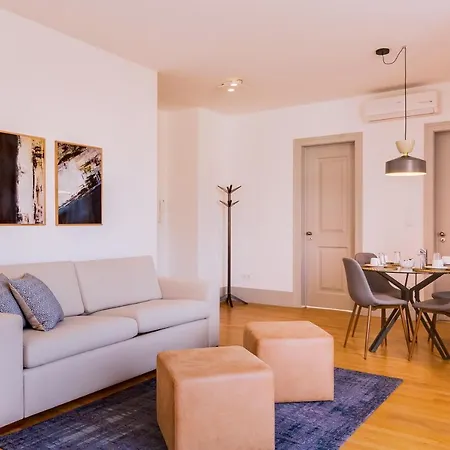 Apartment Poiais By Inside Out *