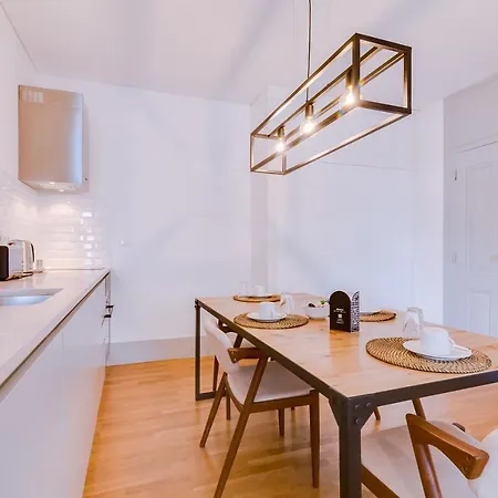 Apartment Poiais By Inside Out Lisbon